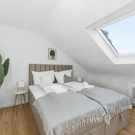 Business&family - Zentrum, Wasen, Klima, Netflix Apartament Stuttgart